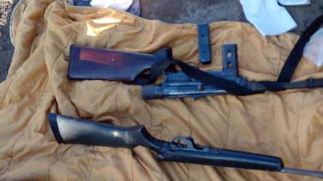 Los Andes | Las armas que se habrían usado en un violento robo en Lavalle. Gentileza Ministerio de Seguridad.