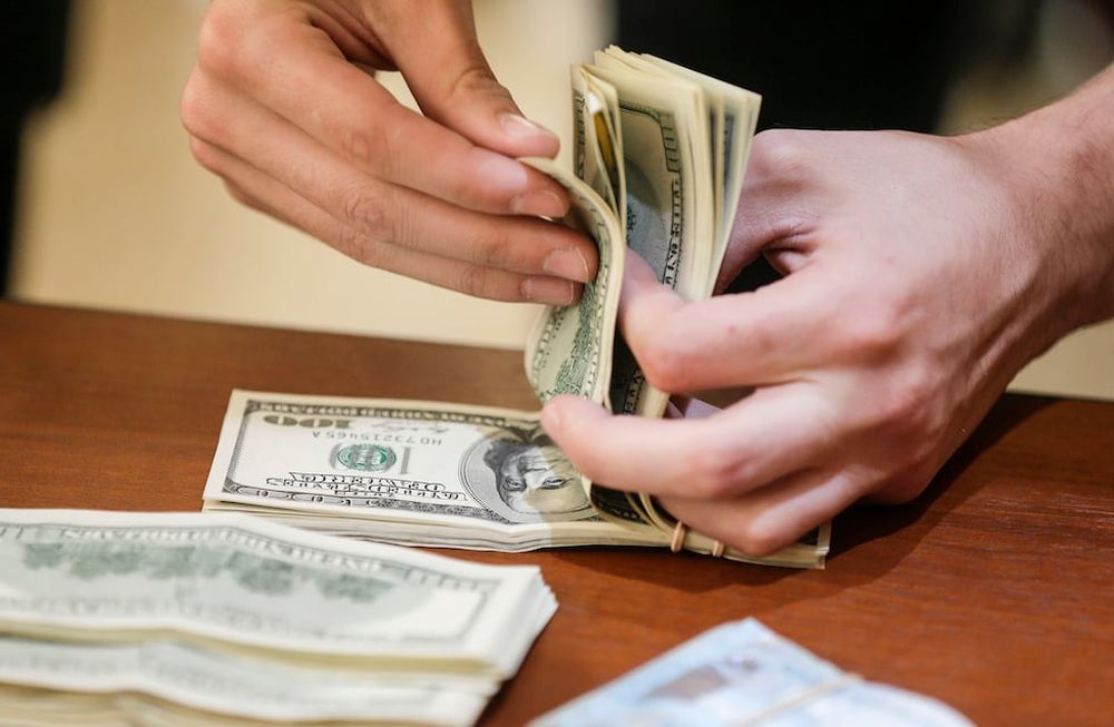 Dólar Blue: cuáles son los billetes que el mercado paralelo paga menos