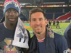 Djeidi Gassama jugó con Messi en el PSG.