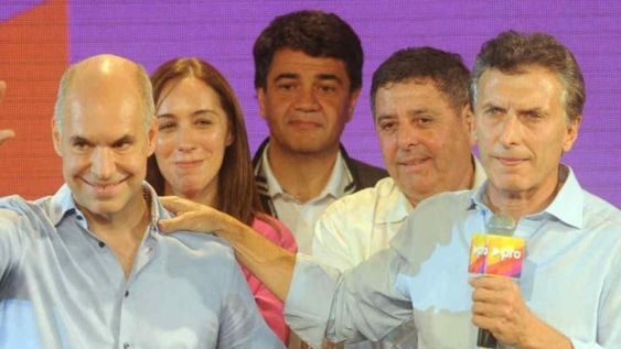 ¿Error o inusual campaña?, por qué Macri y Larreta publicaron una enigmática foto de una cabellera