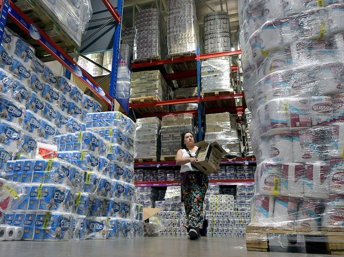 Compras en supermercados y mayoristas. Foto archivo: Orlando Pelichotti