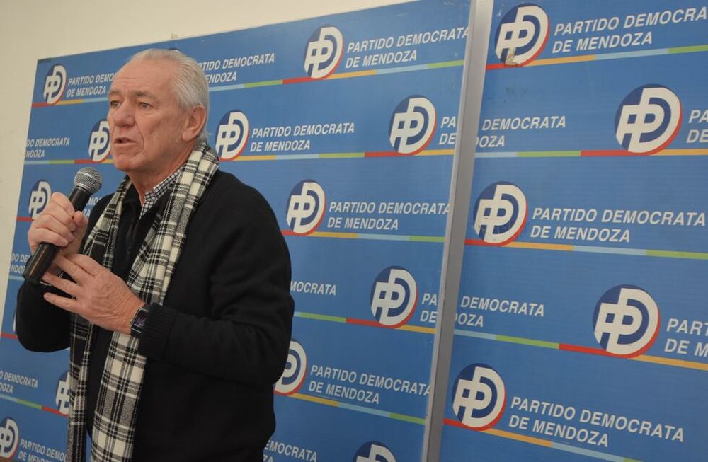 Interna demócrata: faltan diálogo y concertación de políticas - Por Carlos Balter