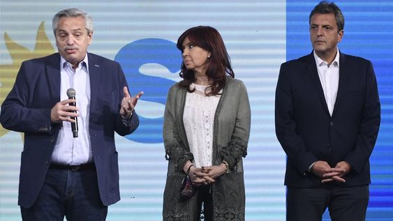 Alberto, Cristina y Massa. (Pool Argra)