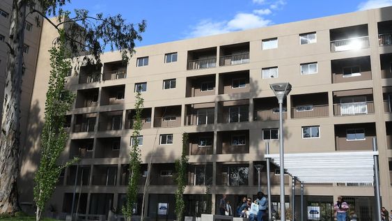 Pendientes: Son más de 800 las viviendas del complejo urbanístico de Capital que tienen dueño, pero no han sido entregadas. Foto: Jose Gutierrez / Los Andes.
