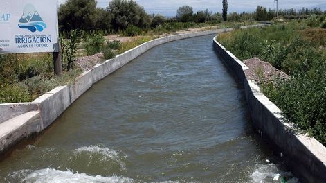 Los Andes | Un hombre fue hallado muerto en un canal de riego.