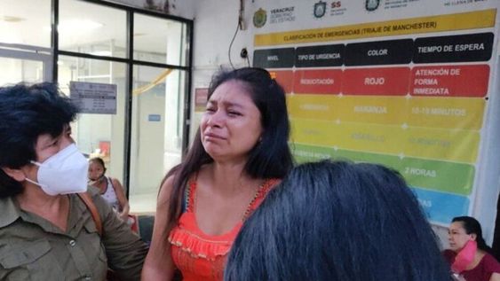 La tristeza de la madre los niños que ingirieron un pan envenenado.
