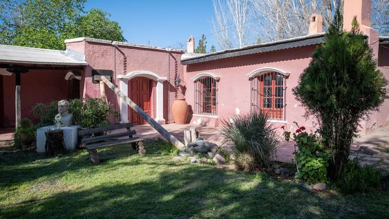 La casa Molina Pico será convertida en un museo dedicado al folclore cuyano, y está en el lugar donde se fundó Mendoza. / Ignacio Blanco