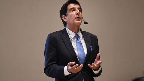 Los Andes | El economista Carlos Melconian en el pre-congreso anual del Instituto Argentino de Ejecutivos de Finanzas en la Bolsa de Comercio en la Ciudad de Mendoza. Foto: José Gutierrez / Los Andes