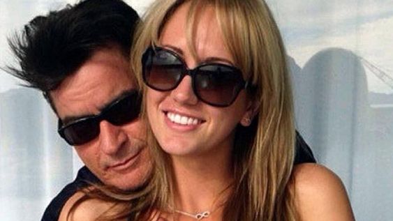 ¿Por qué dejó Charlie Sheen a la porno star?