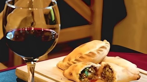 Vendimia y festivales en Mendoza: con qué vinos maridar las comidas típicas