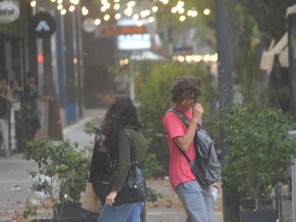 Comienzo de fin de semana con alertas por viento Zonda.&nbsp;