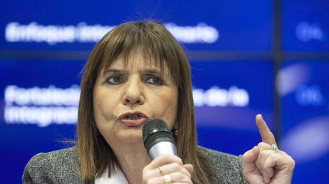 Patricia Bullrich chicaneó a la CGT vía X.