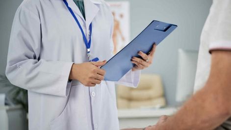 Evalúan elevar a $10.000 el valor mínimo de la consulta médica en Mendoza. Imagen ilustrativa (Freepik.es).