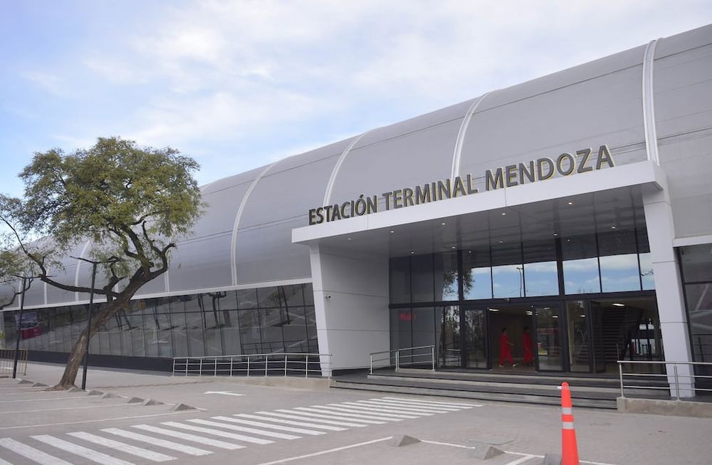 Empresas de buses empiezan a devolver el precio de los pasajes comprados: cómo hacer el trámite