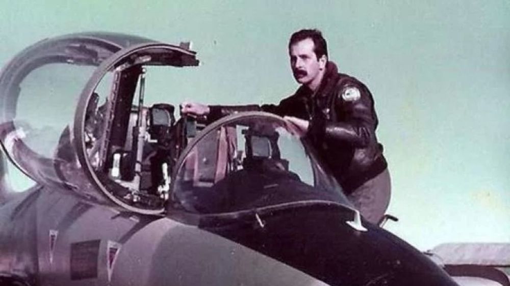 La hazaña de Owen Crippa: el piloto argentino que atacó solo a la flota británica en la Guerra de Malvinas.&nbsp;
