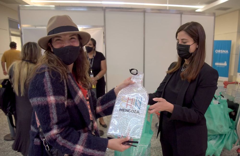 Cientos de visitantes brasileros llegaron a las 20.30 del lunes. Foto: Gobierno de Mendoza