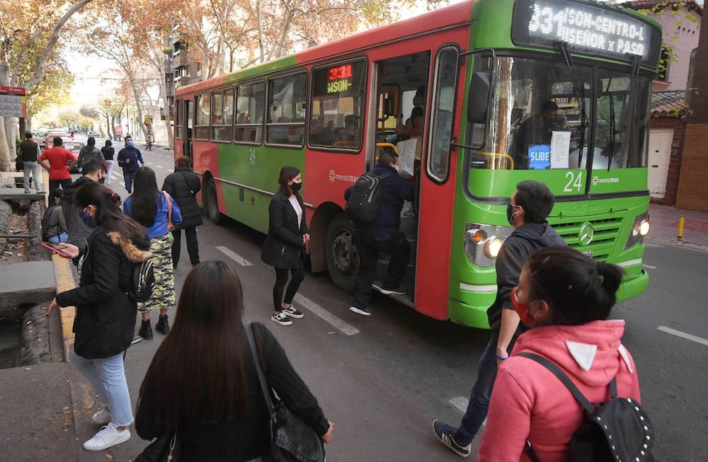 El EMOP analizará el costo del kilómetro recorrido de los micros. José Gutiérrez / Los Andes