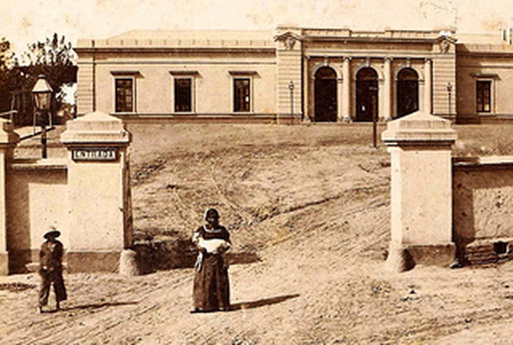 Estación Mendoza FC Trasandino