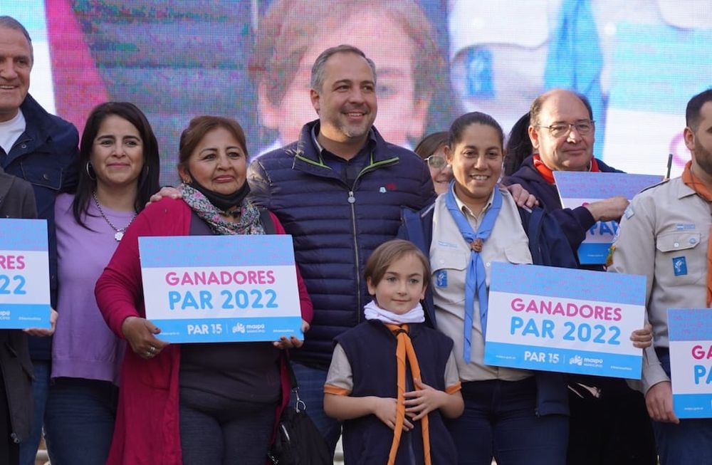 Maipú entregó $100 millones para más de cien proyectos comunitarios