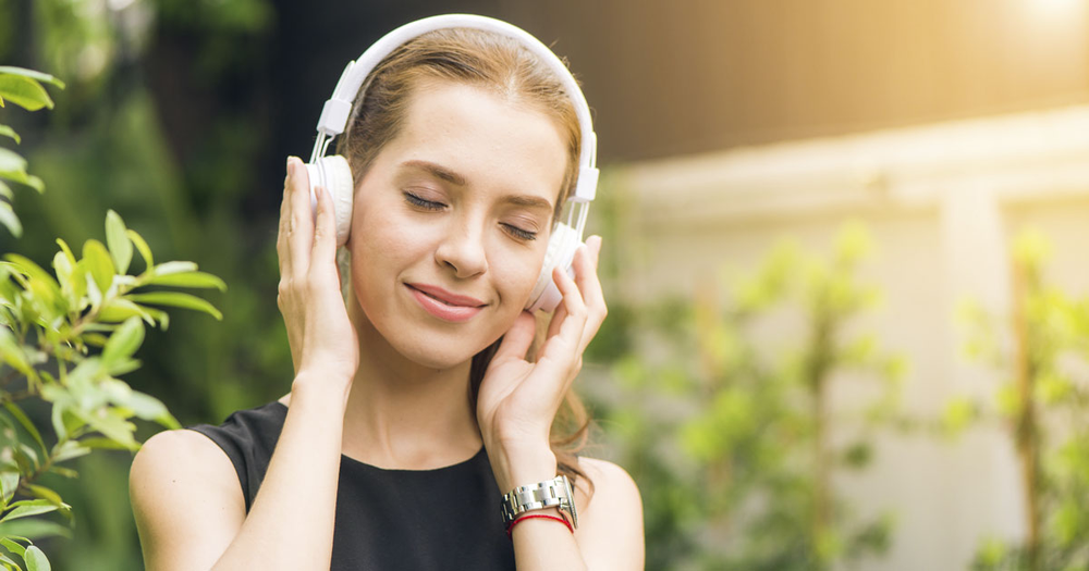 Qu&eacute; significa que alguien escuche la misma canci&oacute;n una y otra vez, seg&uacute;n la psicolog&iacute;a