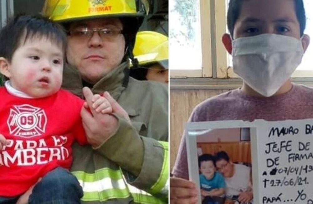 Benjamín junto a su papá, Mauro Baigorria Silva, y con el cartel en el hospital donde se vacunó.