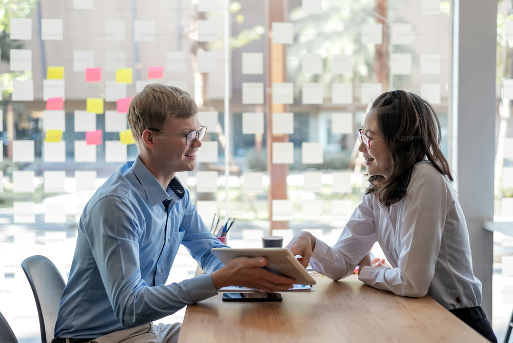 Estas palabras son japonesas y pocos lo sabian. Estas palabras son japonesas y pocos lo sabian.