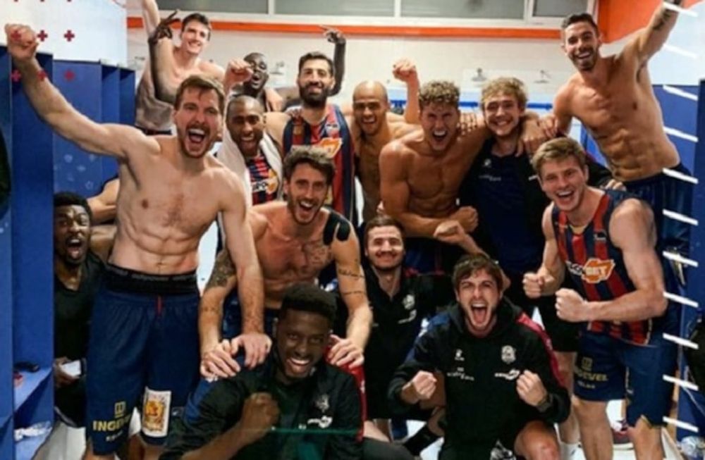 Vildoza fue elegido como el MVP (Jugador Más Valioso) de la final. Completó una planilla de 17 puntos, 4 rebotes y 2 asistencias. / Gentileza.