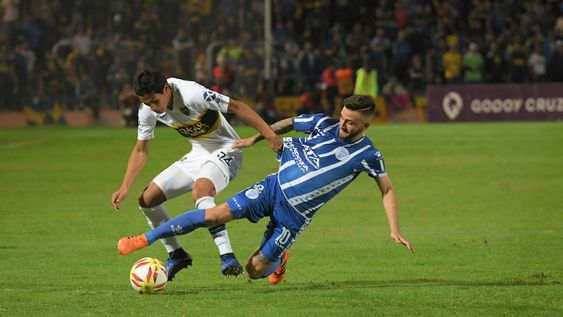 Con un polémico gol, Boca le ganó a Godoy Cruz por la Copa de la Superliga