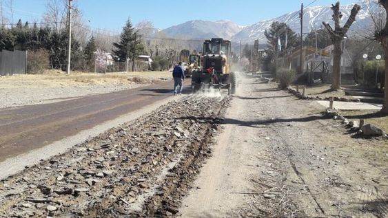 Vialidad Provincial prepara las villas de montaña para la temporada de turismo