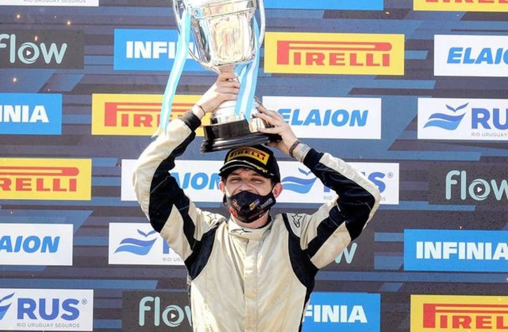 Exequiel Bastidas logró el campeonato del TC2000 y le agradeció al Toyota Young por el trabajo realizado en el año.