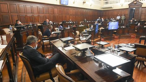 Los Andes | Aunque en el comienzo de año las sesiones fueron presenciales, en las últimas semanas sólo están los jefes de bloques. Foto: José Gutierrez / Los Andes