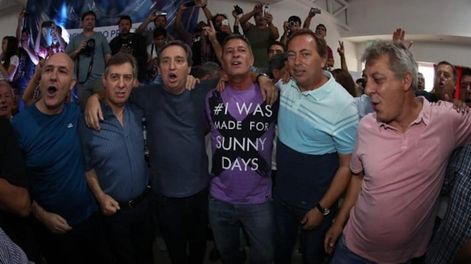 Un 2 a 1 cantado - Por Leonardo Oliva