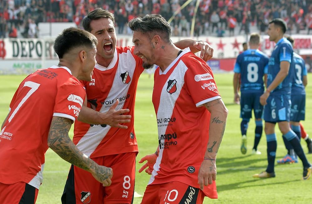 Maipú tiene una marcha más en esta temporada, en la actual consiguió el salto de calidad que le faltaba para meterse en la pelea por el primer puesto.Foto: Orlando Pelichotti