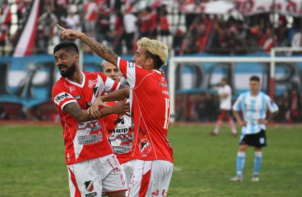 Malas noticias para el Cruzado: se desgarró Nico Olmedo