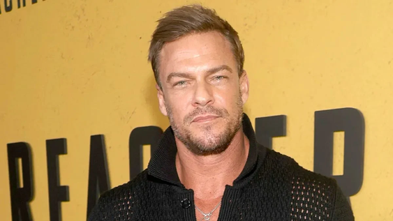 Alan Ritchson, protagonista de la serie Reacher