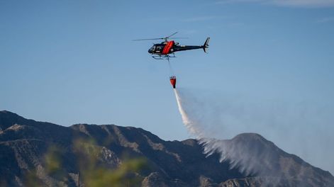 Ya se encuentran operativos los dos aviones hidrantes enviados por el Plan Nacional de Manejo del Fuego. Gentileza: Prensa Gobierno de Mendoza.