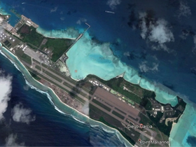 Diego García es considerada una pieza clave en la estrategia militar occidental, ya que allí operan submarinos nucleares, bombarderos y destructores.