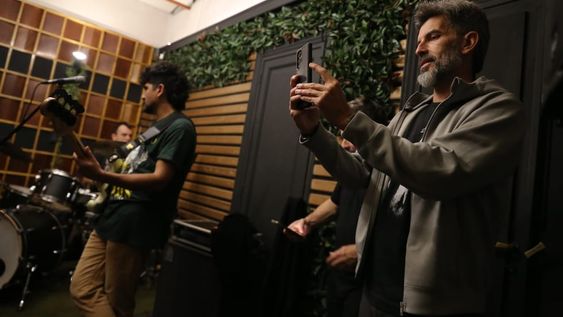 Todo listo para el gran tributo a Charly y “Clics Modernos”, este domingo