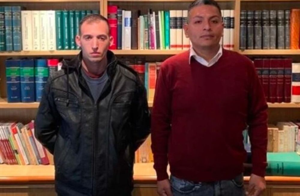 Chocobar recibió en su fundación a Facundo Amendolara, el oficial que le disparó a Chano el domingo en la medianoche. - Gentileza/Clarín