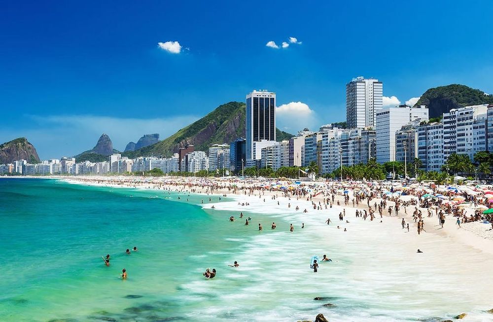 Los mendocinos que eligen viajar por el extranjero prefieren Madrid. Por Agentina, el mayor interés lo despierta Posadas. ¿Cómo viajar más barato?