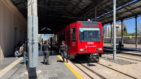 El Metrotranvía de Mendoza retomó su recorrido completo.  