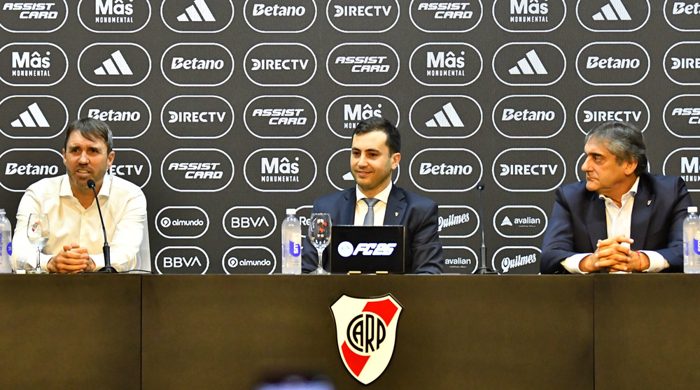 Coudet, El presidente de River Stefano Di Carlo y el manager Enzo Francescoli.