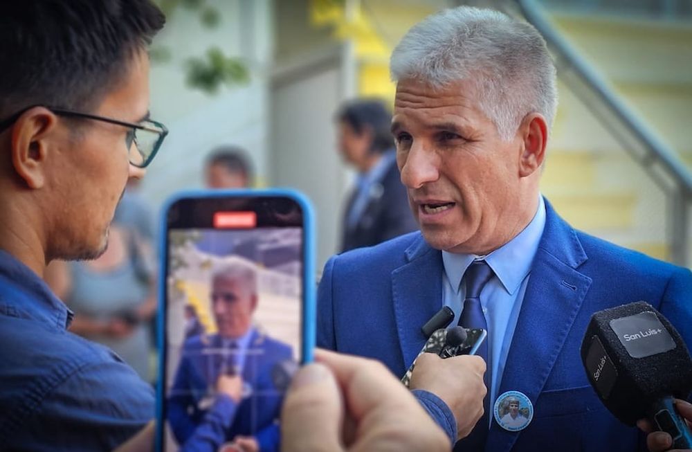 El video entre el Gobernador Claudio Poggi y las docentes fue publicado en las redes.