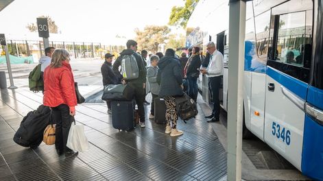 Los Andes | Un mayor número de turistas ha elegido viajar en colectivo para estas vacaciones de invierno. Foto: Ignacio Blanco / Los Andes