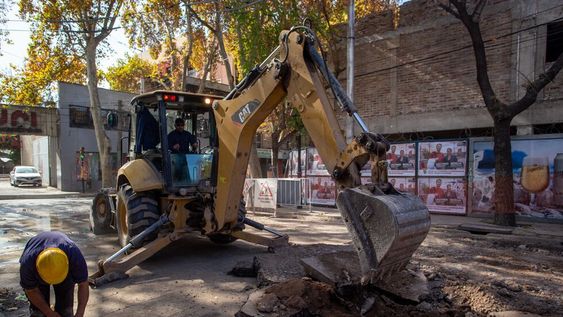 Continúan los trabajos viales en calle San Juan