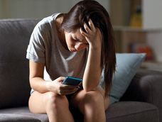 Inteligencia artificial: El bullying con imágenes alteradas mediante IA es un fenómeno en alza que preocupa a las autoridades. Imagen ilustrativa / Web