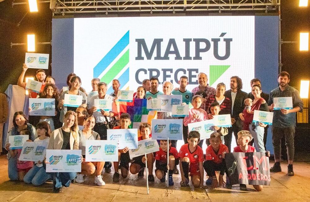 Stevanato entregó $20 millones para gestores culturales