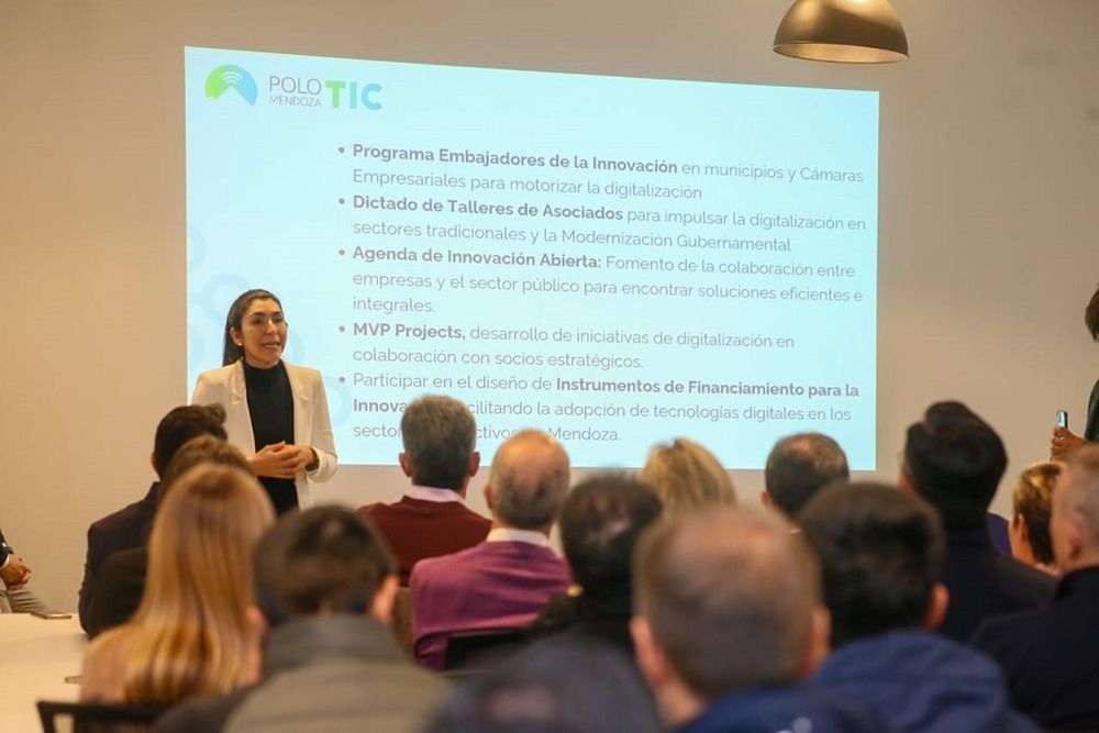 Una propuesta del Polo TIC para conectar e inspirar a mujeres en tecnología