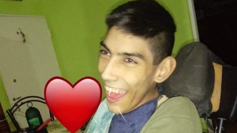Los Andes | Franco Otobello tiene 21 años y su familia necesita construir una habitación adaptada para que pueda estar allí con su silla de ruedas.