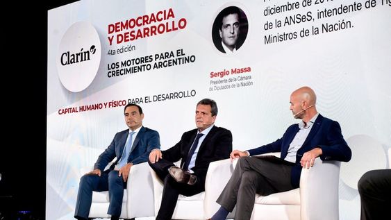 El presidente de la Cámara de Diputados, Sergio Massa, participó de la 4ta. edición del encuentro organizado por el Grupo Clarín sobre Democracia y Desarrollo